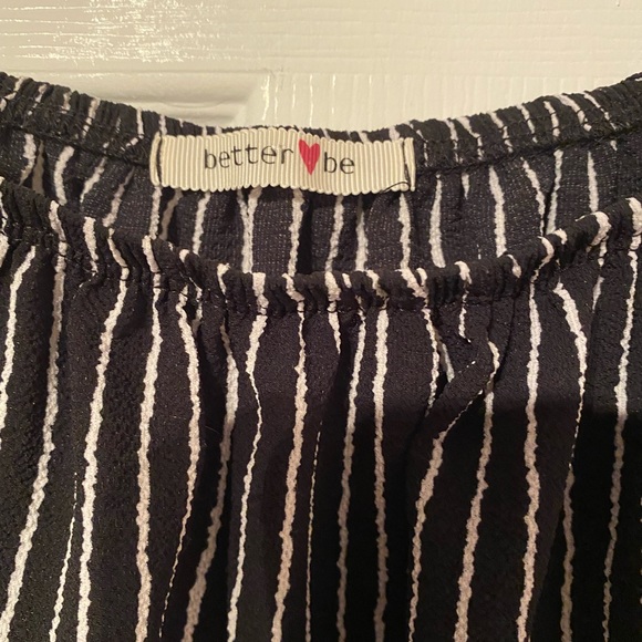 Stripped Long Sleeve Crop Top - Picture 4 of 6